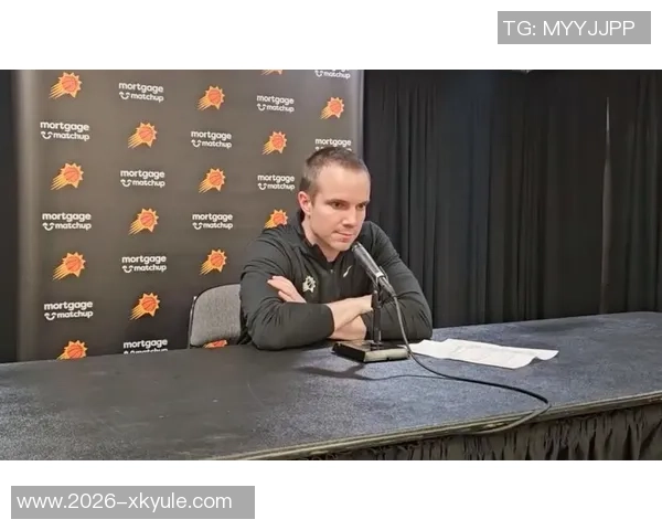 奥特表示布克信任队友提升士气关键在于主将的这一举动