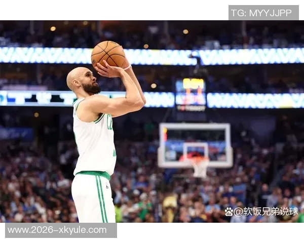 哈克斯全力以赴16投11中砍下31分8篮板4助攻却难救球队失利 哈克斯全力以赴16投11中砍下31分8篮板4助攻却难救球队失利