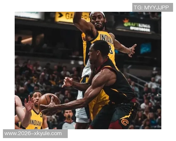 奎因豪取三双表现惊艳哈珀关键时刻助球队逆转胜利